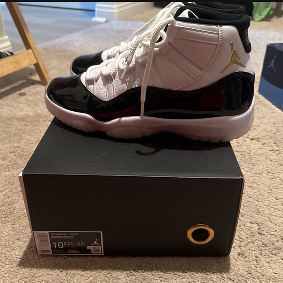 Jordan 11’s DMP Gratitude (2023)